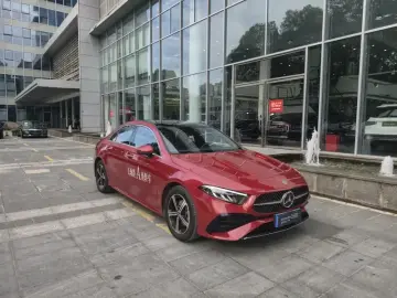 2023 Mercedes-Benz A-Класс с пробегом 20 600 км