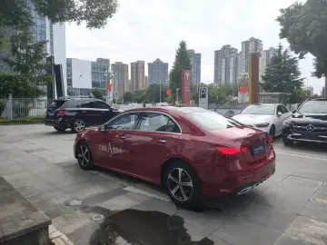 2023 Mercedes-Benz A-Класс с пробегом 20 600 км