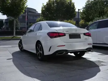 2023 Mercedes-Benz A-Класс с пробегом 25 000 км