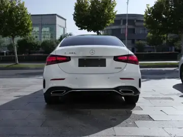 2023 Mercedes-Benz A-Класс с пробегом 25 000 км