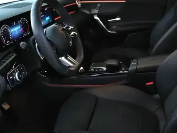 2023 Mercedes-Benz A-Класс с пробегом 25 000 км