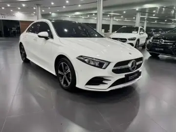 2022 Mercedes-Benz A-Класс с пробегом 18 200 км
