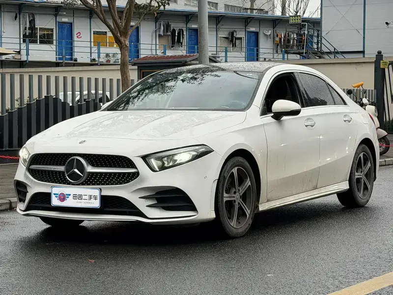 2022 Mercedes-Benz A-Класс с пробегом 71 000 км