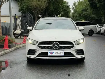2022 Mercedes-Benz A-Класс с пробегом 71 000 км