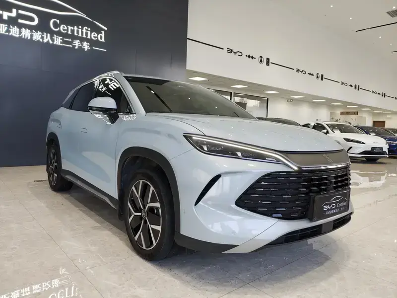 2024 BYD Song L с пробегом 23 600 км