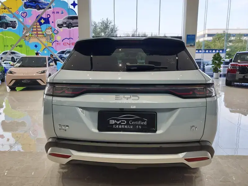 2024 BYD Song L с пробегом 23 600 км
