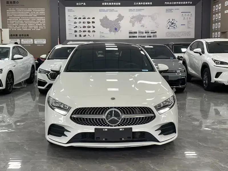 2022 Mercedes-Benz A-Класс с пробегом 35 000 км