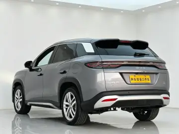 2024 BYD Song L с пробегом 16 100 км