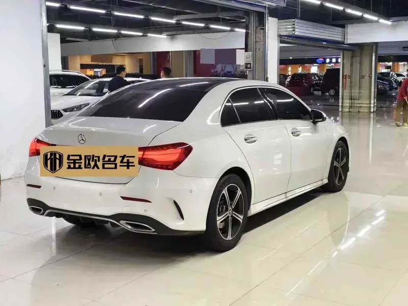 2024 Mercedes-Benz A-Класс с пробегом 16 000 км