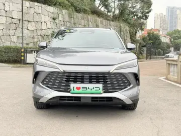 2025 BYD Song L с пробегом 10 000 км