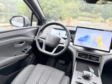 2025 BYD Song L с пробегом 10 000 км