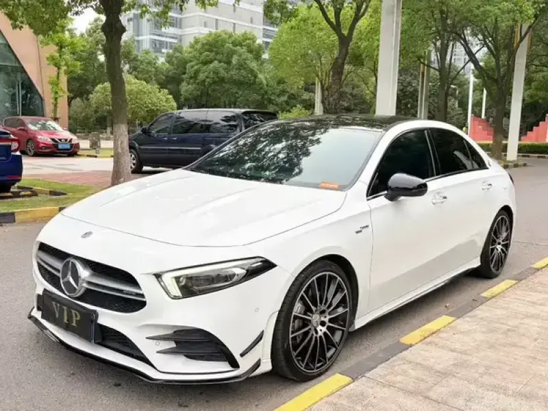 2022 Mercedes-Benz A-Класс AMG с пробегом 40 000 км