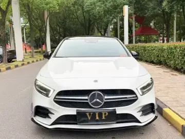 2022 Mercedes-Benz A-Класс AMG с пробегом 40 000 км
