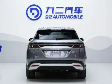 2025 BYD Song L с пробегом 38 000 км