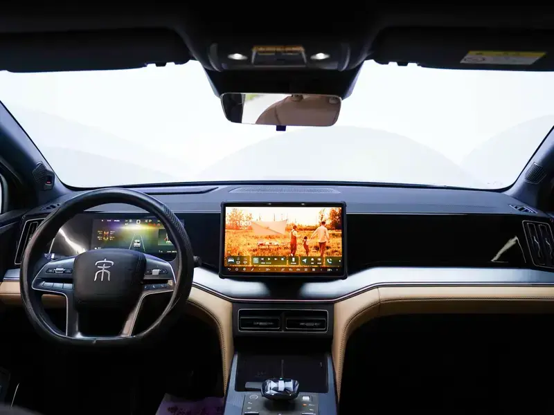 2025 BYD Song L с пробегом 38 000 км