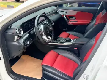 2022 Mercedes-Benz A-Класс AMG с пробегом 40 000 км