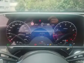 2024 Mercedes-Benz E-Класс с пробегом 18 600 км