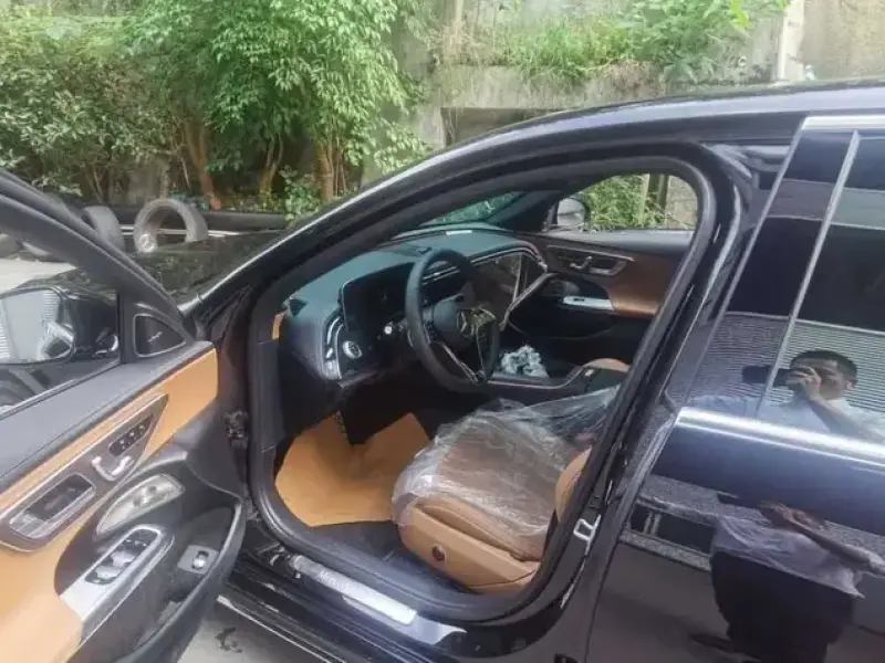 2024 Mercedes-Benz E-Класс с пробегом 18 600 км