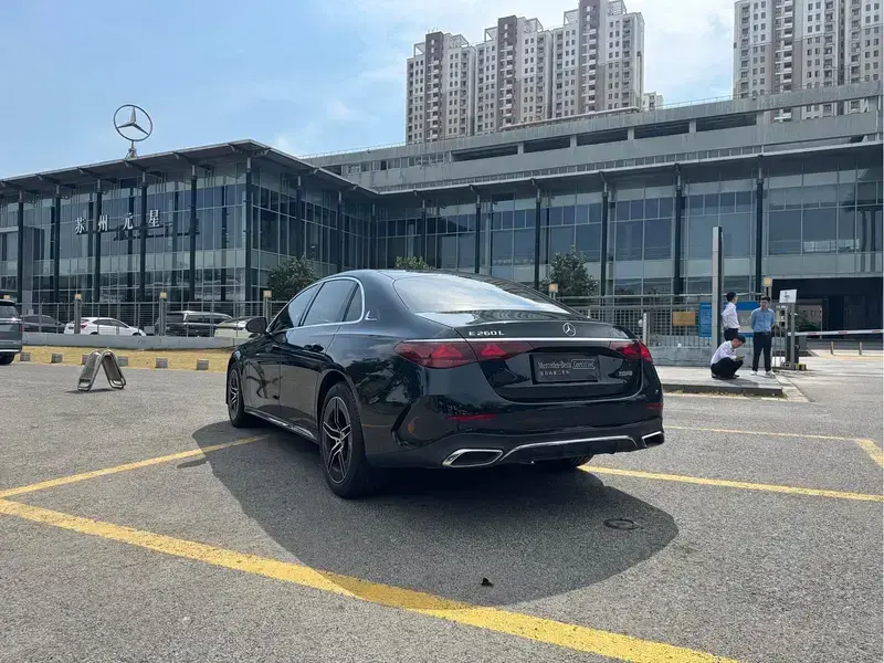 2024 Mercedes-Benz E-Класс с пробегом 54 000 км