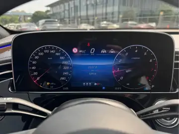 2024 Mercedes-Benz E-Класс с пробегом 54 000 км