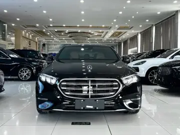 2025 Mercedes-Benz E-Класс с пробегом 6 000 км