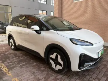2023 Arcfox Koala с пробегом 34 000 км