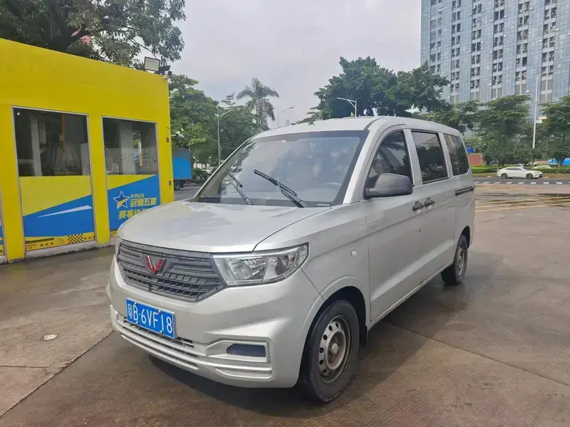2022 Wuling Hongguang V с пробегом 60 000 км