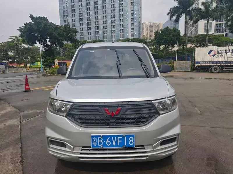 2022 Wuling Hongguang V с пробегом 60 000 км