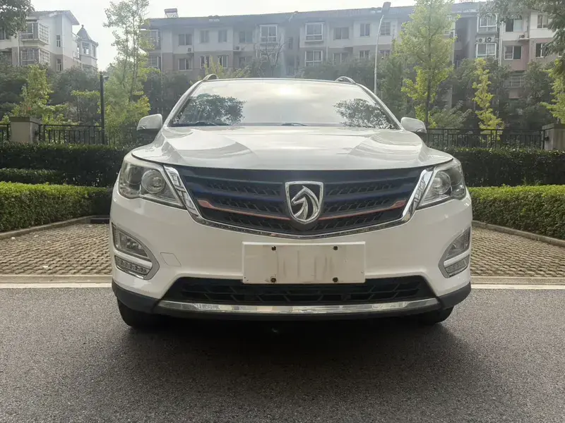 2015 Baojun 560 с пробегом 80 000 км
