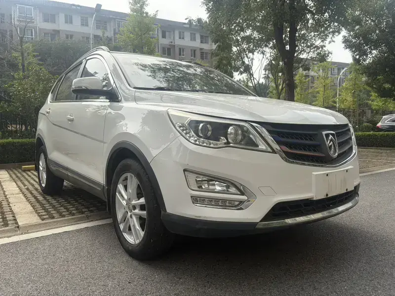 2015 Baojun 560 с пробегом 80 000 км
