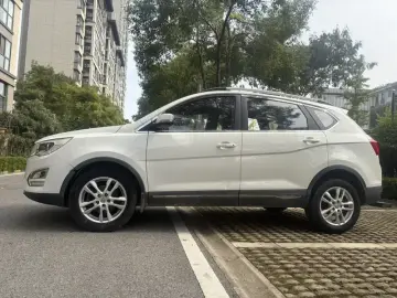 2015 Baojun 560 с пробегом 80 000 км