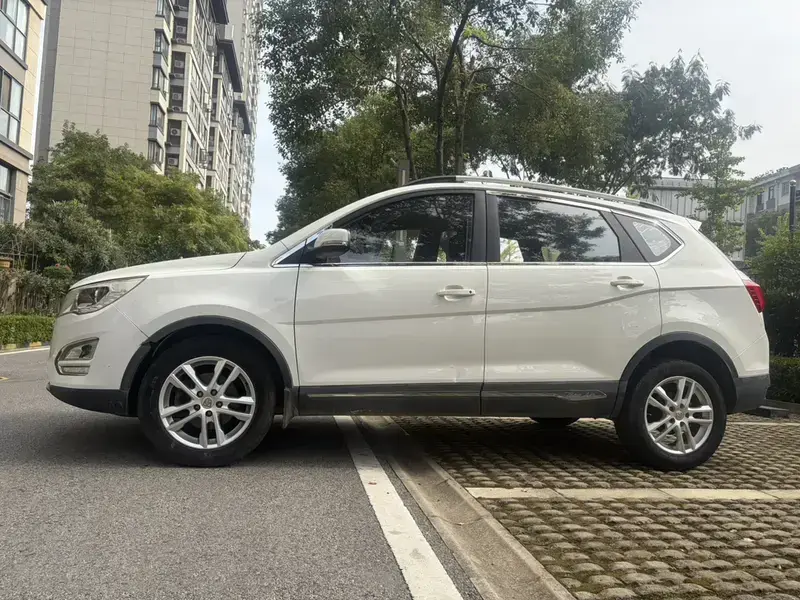 2015 Baojun 560 с пробегом 80 000 км