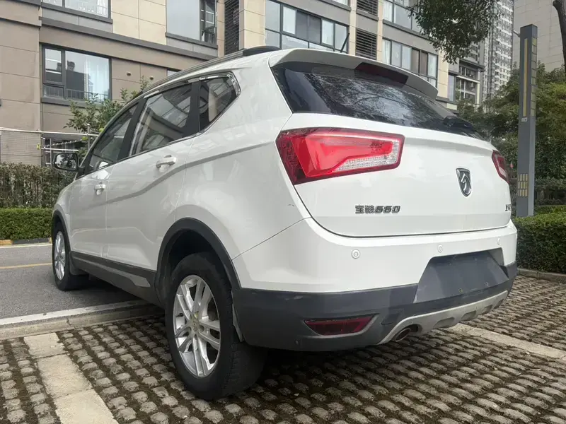 2015 Baojun 560 с пробегом 80 000 км