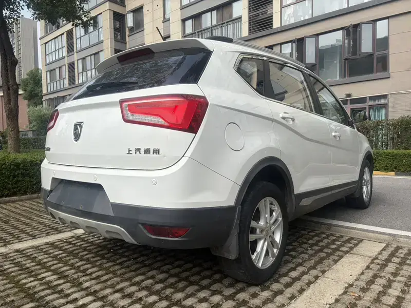 2015 Baojun 560 с пробегом 80 000 км