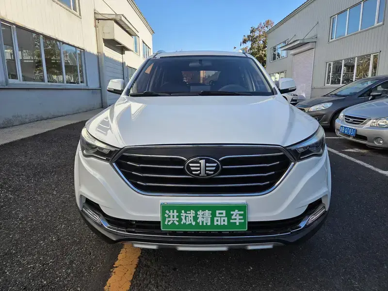 2017 Bestune X40 с пробегом 100 000 км