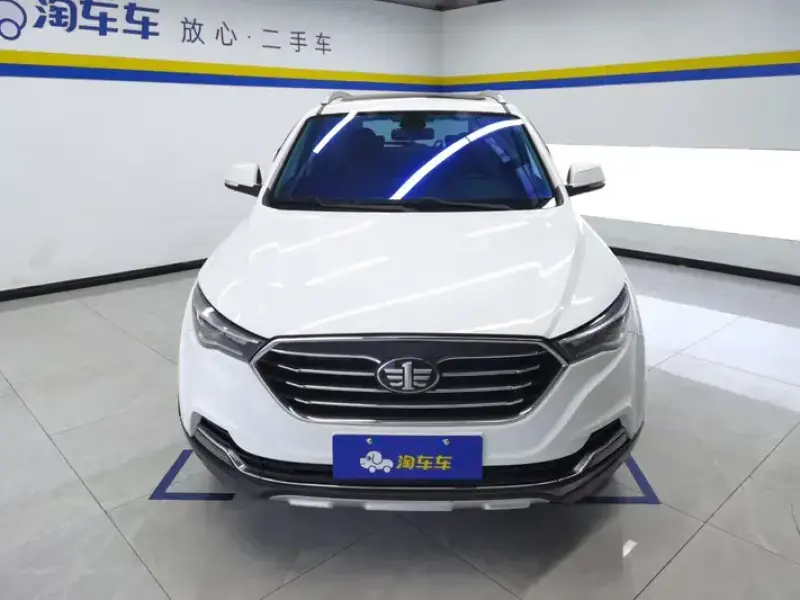 2019 Bestune X40 с пробегом 35 000 км