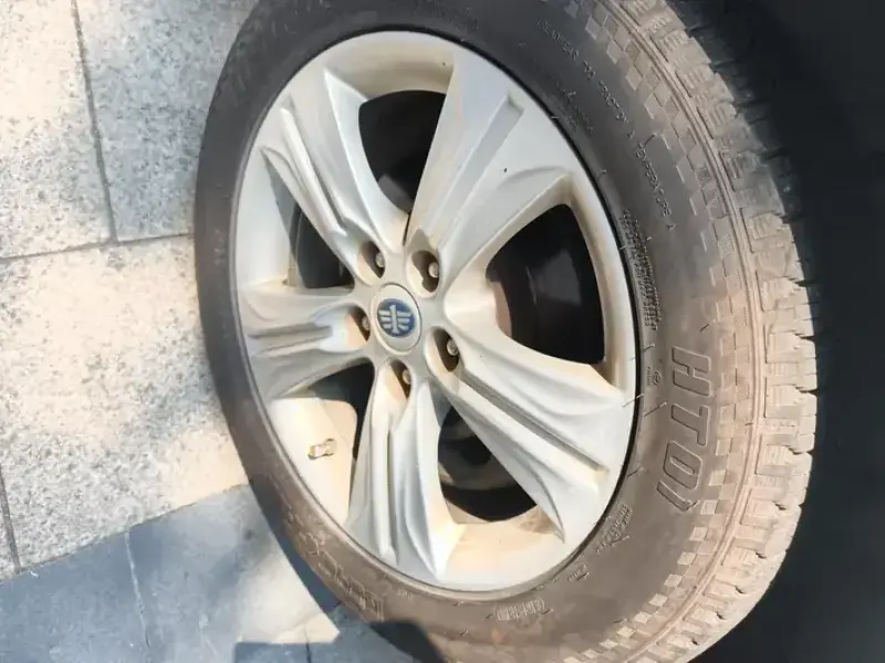 2015 Bestune X80 с пробегом 136 000 км