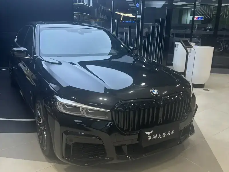 2019 BMW M760Le с пробегом 37 800 км