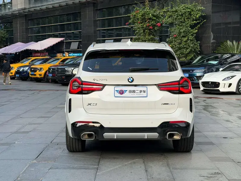 2023 BMW X3 M40i с пробегом 31 000 км