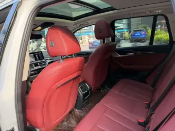 2023 BMW X3 M40i с пробегом 31 000 км