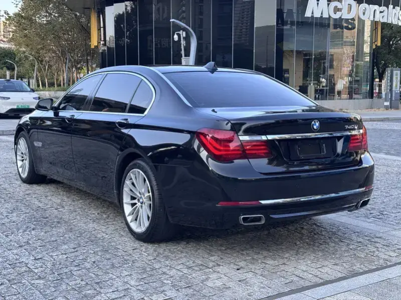2013 BMW M760Le с пробегом 163 000 км