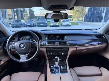 2013 BMW M760Le с пробегом 163 000 км