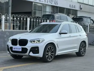 BMW X3 M40i