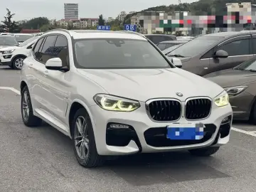 2018 BMW X3 M40i с пробегом 196 000 км