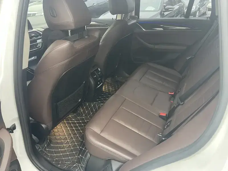 2018 BMW X3 M40i с пробегом 196 000 км