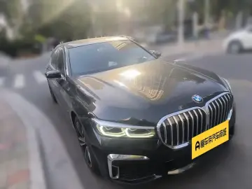 2021 BMW M760Le с пробегом 69 000 км