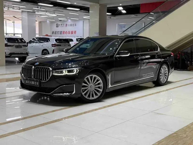 2021 BMW M760Le с пробегом 68 000 км