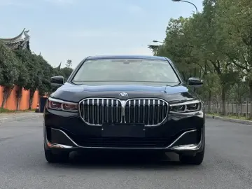 2021 BMW M760Le с пробегом 99 000 км