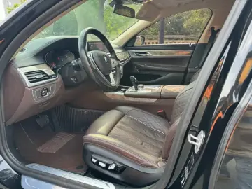 2021 BMW M760Le с пробегом 99 000 км