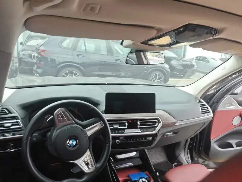 2023 BMW X3 M40i с пробегом 27 000 км
